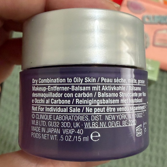 Clinique bundle of travel size items all New - Picture 5 of 10